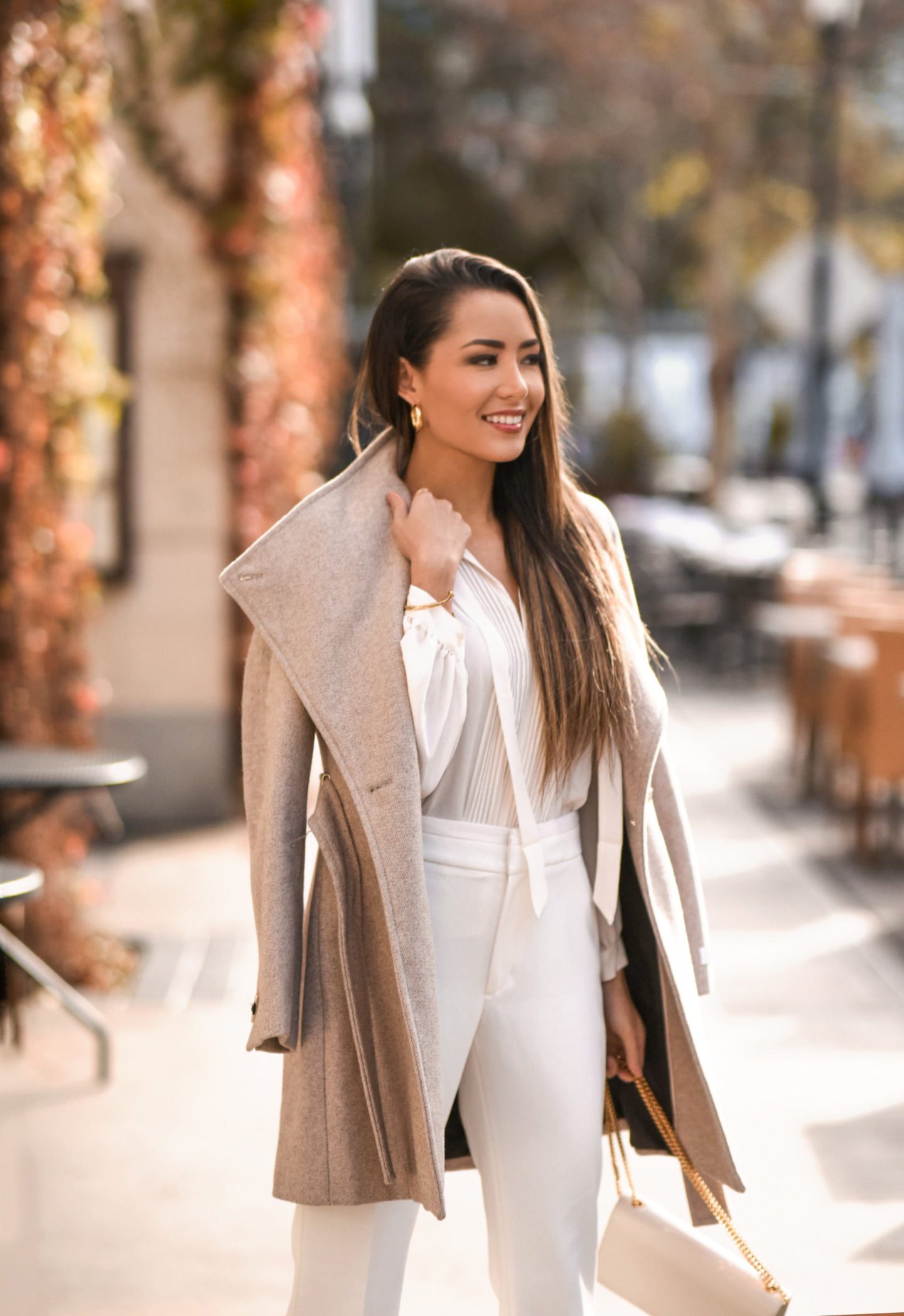 white pants, wide leg trousers, white trousers, banana republic, coat, office, dinner look, jimmy choo, nude heel, ysl